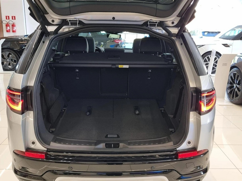 Foto do veículo LAND ROVER DISCOVERY SPORT 2.0 P250 TURBO FLEX R-DYNAMIC SE AUTOMÁTICO 2025 0 KM 444.900,00