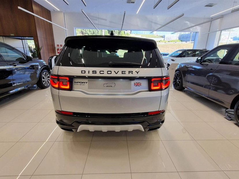 Foto do veículo LAND ROVER DISCOVERY SPORT 2.0 P250 TURBO FLEX R-DYNAMIC SE AUTOMÁTICO 2025 0 KM 444.900,00