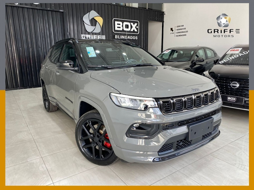 Foto do veículo JEEP COMPASS 2.0 HURRICANE 4 TURBO GASOLINA BLACKHAWK AT9 2025 0 KM 241.900,00