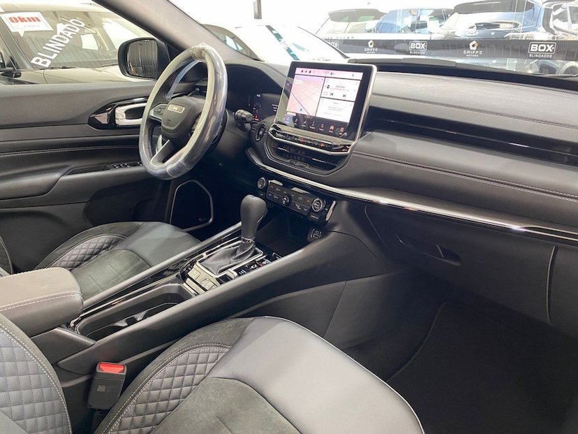 Foto do veículo JEEP COMPASS 2.0 HURRICANE 4 TURBO GASOLINA BLACKHAWK AT9 2025 0 KM 241.900,00