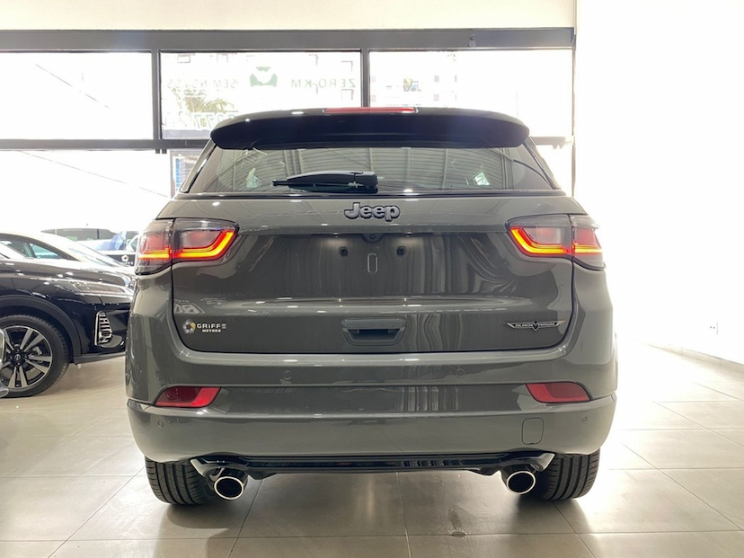 Foto do veículo JEEP COMPASS 2.0 HURRICANE 4 TURBO GASOLINA BLACKHAWK AT9 2025 0 KM 241.900,00