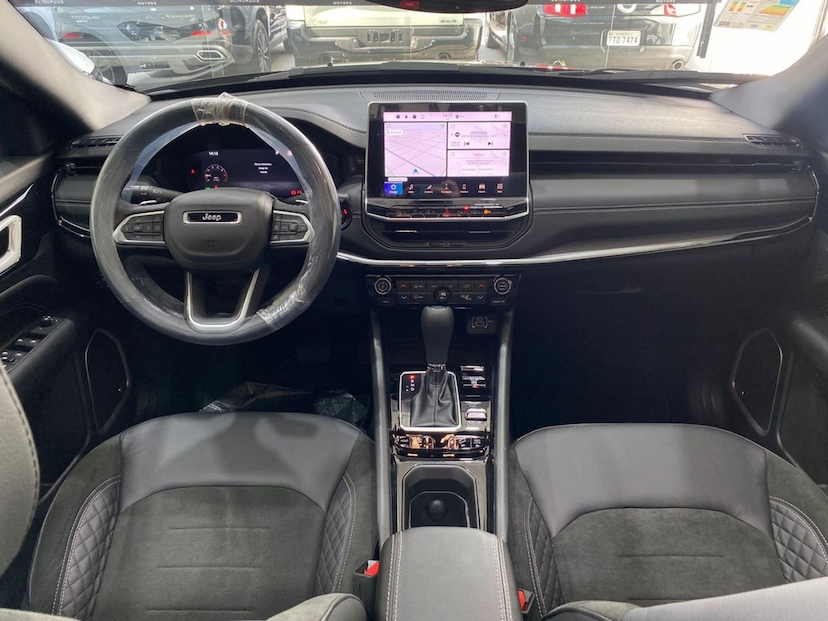 Foto do veículo JEEP COMPASS 2.0 HURRICANE 4 TURBO GASOLINA BLACKHAWK AT9 2025 0 KM 241.900,00