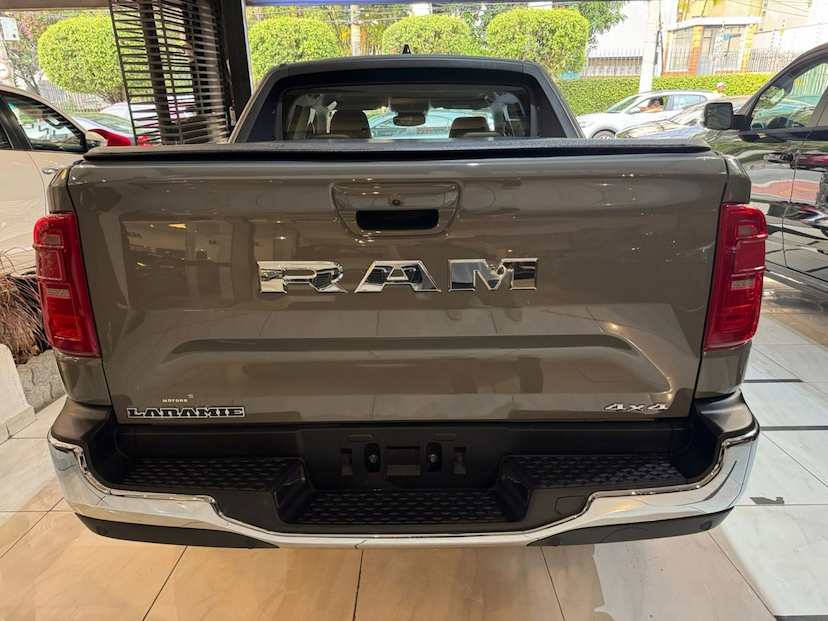 Foto do veículo RAM RAMPAGE 2.2 TURBO DIESEL LARAMIE 4X4 AUTOMÁTICO 2027 0 KM 224.780,00