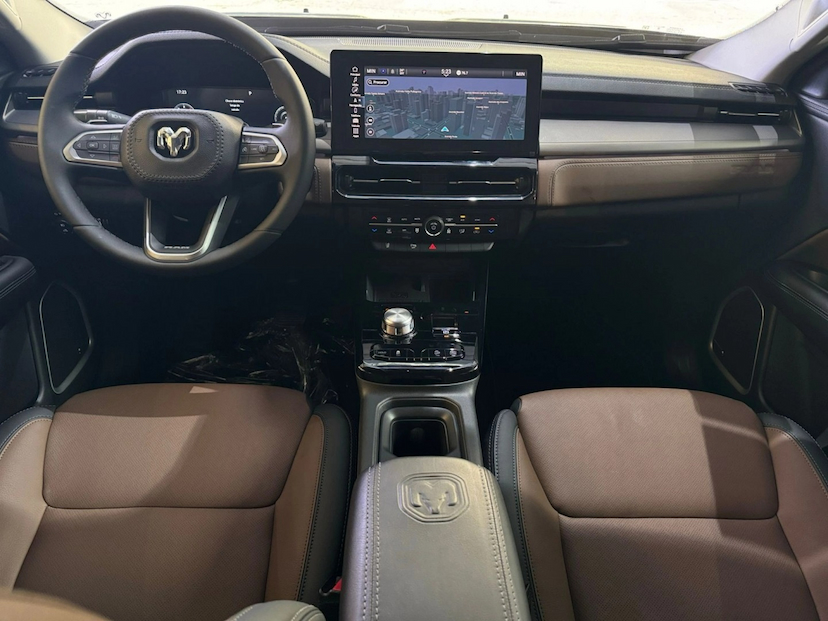 Foto do veículo RAM RAMPAGE 2.2 TURBO DIESEL LARAMIE 4X4 AUTOMÁTICO 2027 0 KM 224.780,00