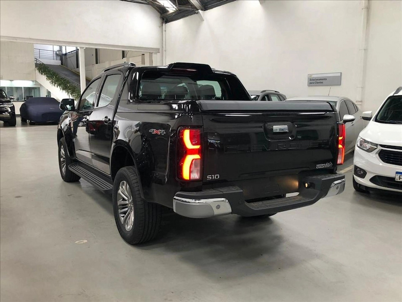 Foto do veículo CHEVROLET S10 2.8 16V TURBO DIESEL HIGH COUNTRY CD 4X4 AUTOMÁTICO 2026 0 KM 288.800,00