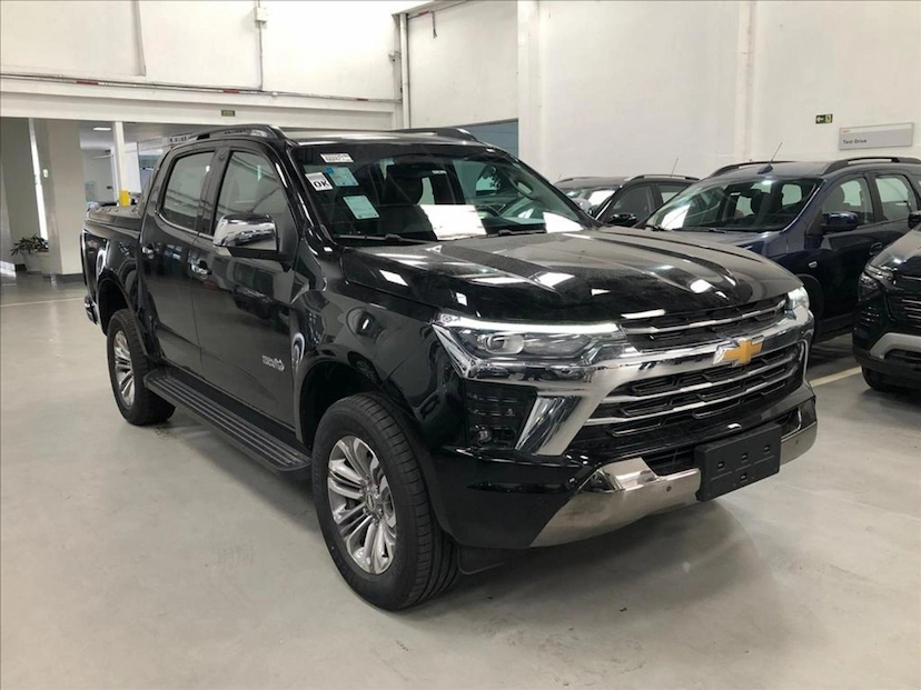 Foto do veículo CHEVROLET S10 2.8 16V TURBO DIESEL HIGH COUNTRY CD 4X4 AUTOMÁTICO 2026 0 KM 288.800,00