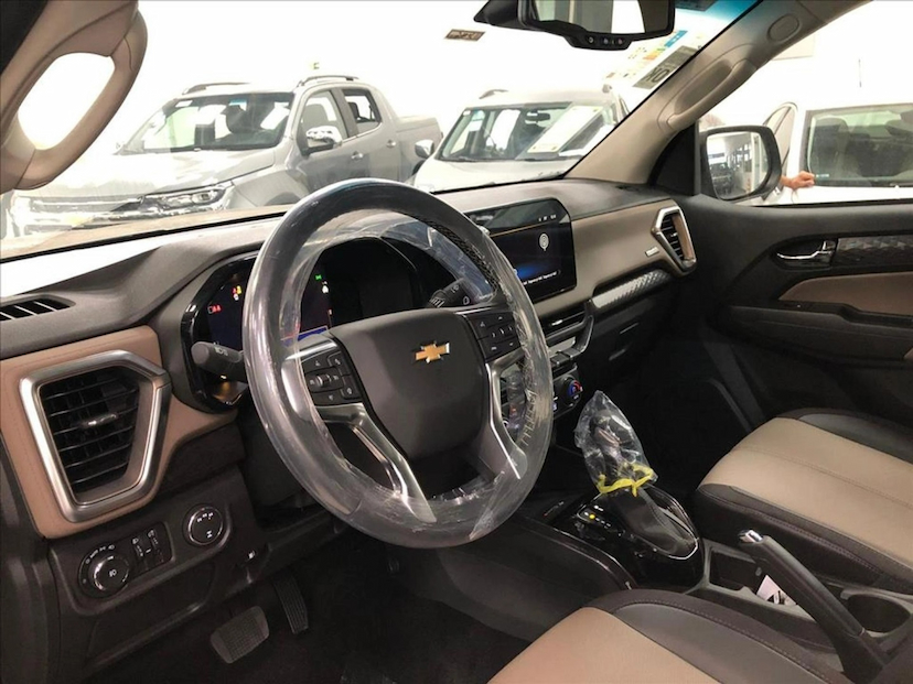Foto do veículo CHEVROLET S10 2.8 16V TURBO DIESEL HIGH COUNTRY CD 4X4 AUTOMÁTICO 2026 0 KM 288.800,00