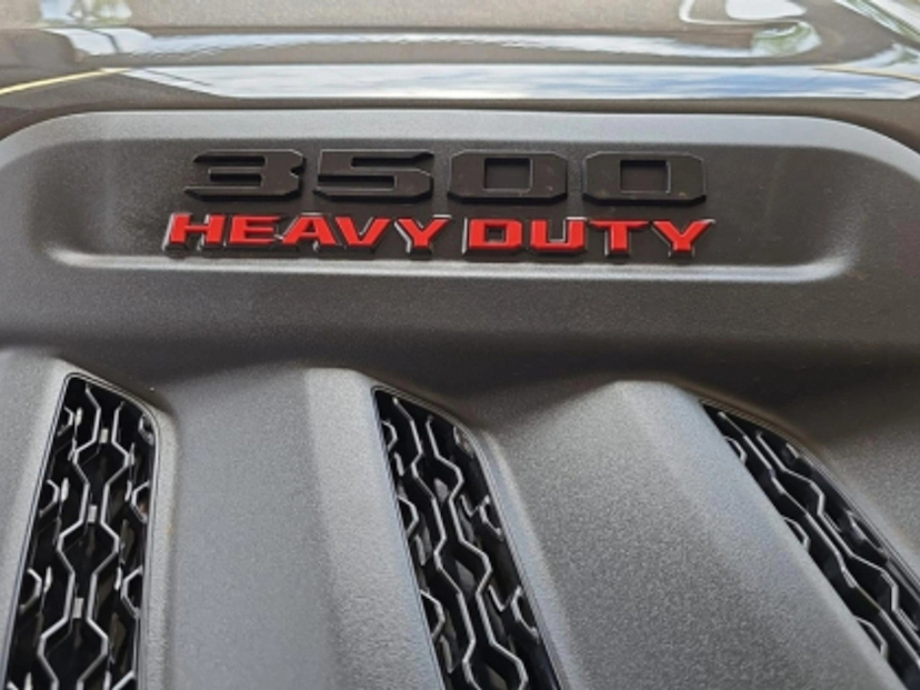 Foto do veículo RAM 3500 6.7 I6 TURBO DIESEL LARAMIE NIGHT EDITION CD 4X4  AUTOMÁTICO 2026 0 KM 539.800,00