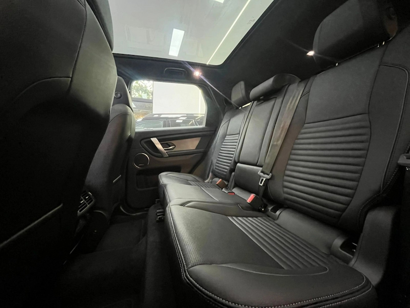 Foto do veículo LAND ROVER DISCOVERY SPORT 2.0 P250 TURBO FLEX R-DYNAMIC SE AUTOMÁTICO 2025 0 KM 444.900,00