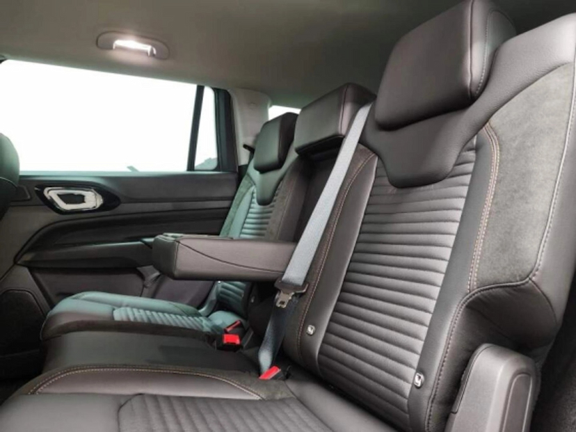 Foto do veículo JEEP COMMANDER 1.3 T270 TURBO FLEX LIMITED AT6 2026 0 KM 222.777,00