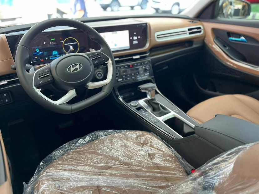 Foto do veículo HYUNDAI CRETA 1.0 TGDI FLEX PLATINUM AUTOMÁTICO 2027 0 KM 169.600,00