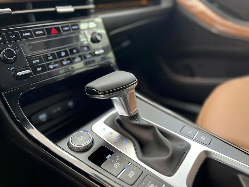 Foto do veículo HYUNDAI CRETA 1.0 TGDI FLEX PLATINUM AUTOMÁTICO 2027 0 KM 169.600,00