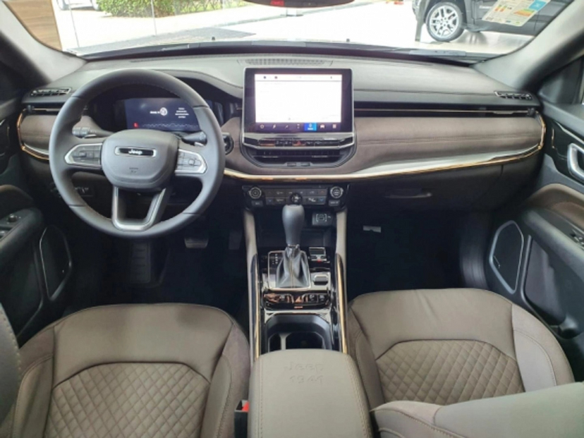 Foto do veículo JEEP COMMANDER 2.2 TURBO DIESEL OVERLAND AT9 2026 0 KM 278.500,00