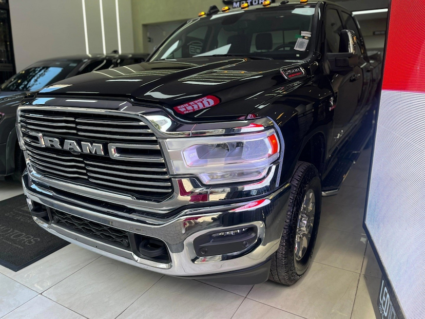 Foto do veículo RAM 2500 6.7 I6 TURBO DIESEL LARAMIE CD 4X4 AUTOMÁTICO 2026 0 KM 479.900,00