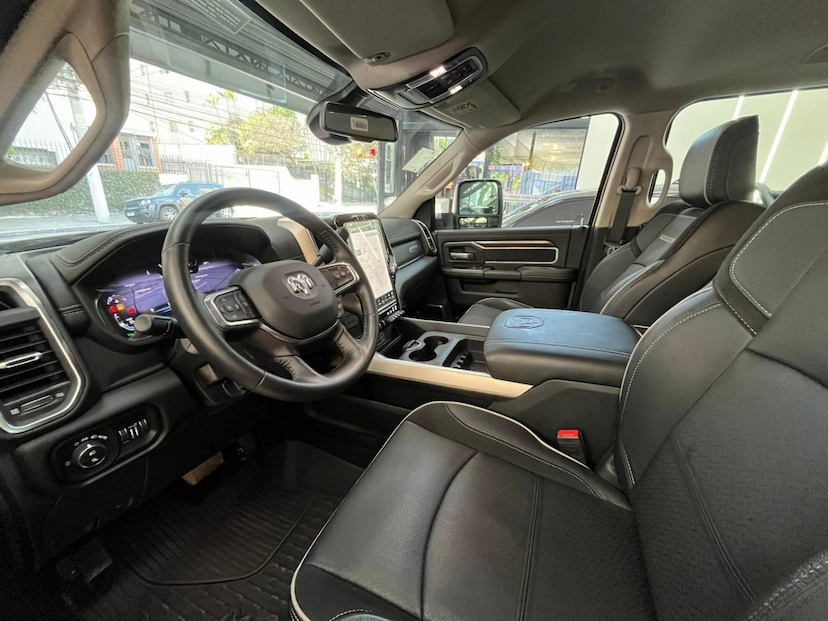 Foto do veículo RAM 2500 6.7 I6 TURBO DIESEL LARAMIE CD 4X4 AUTOMÁTICO 2026 0 KM 479.900,00