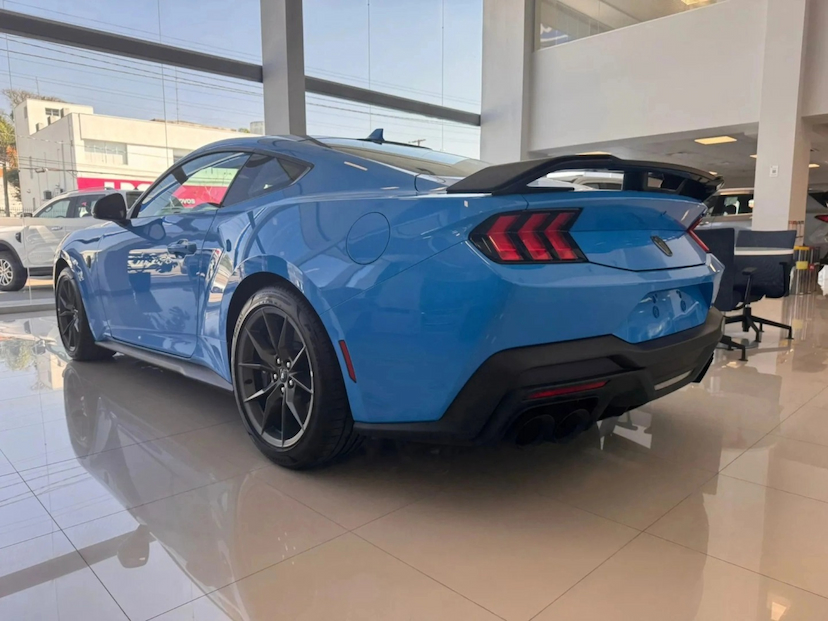 Foto do veículo FORD MUSTANG 5.0 V8 GASOLINA DARK HORSE SELECTSHIFT 2025 0 KM 612.800,00