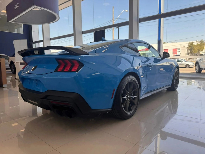 Foto do veículo FORD MUSTANG 5.0 V8 GASOLINA DARK HORSE SELECTSHIFT 2025 0 KM 612.800,00
