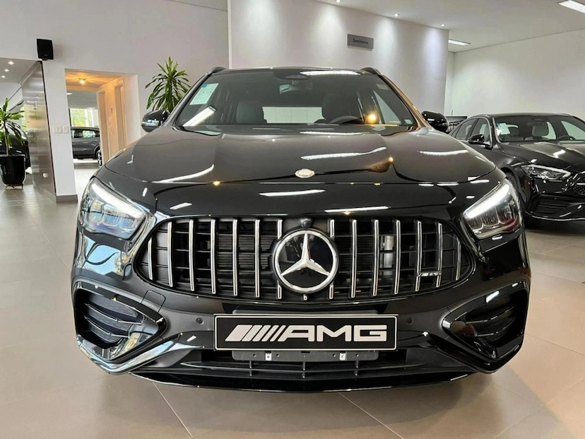 Foto do veículo MERCEDES-BENZ GLA 35 AMG 2.0 MHEV 4MATIC SPEEDSHIFT 2025 0 KM 519.900,00