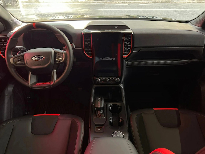 Foto do veículo FORD RANGER 3.0 V6 BI-TURBO RAPTOR 4WD AUTOMATICO 2026 0 KM 489.700,00
