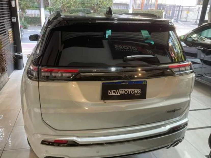 Foto do veículo JEEP COMMANDER 2.0 HURRICANE 4 TURBO GASOLINA BLACKHAWK AT9 2026 0 KM 290.777,00