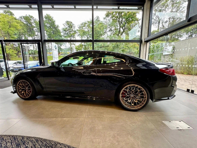 Foto do veículo BMW M4 3.0 I6 TWINTURBO GASOLINA COUPÉ CS M STEPTRONIC 2025 0 KM 1.394.500,00