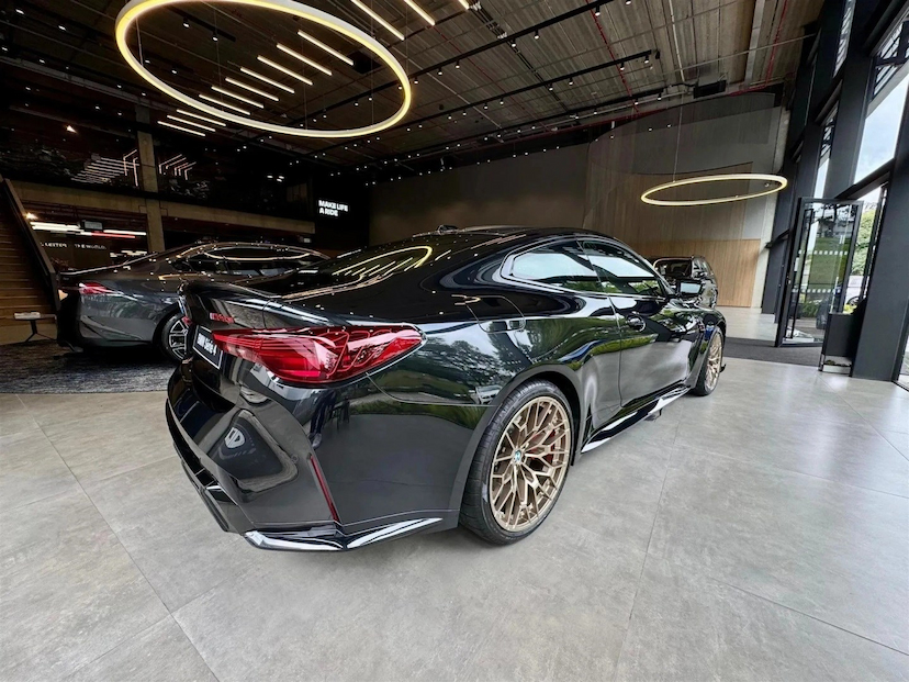 Foto do veículo BMW M4 3.0 I6 TWINTURBO GASOLINA COUPÉ CS M STEPTRONIC 2025 0 KM 1.394.500,00
