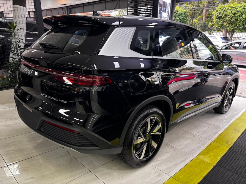 Foto do veículo BYD SONG PRO 1.5 DM-I HÍBRIDO GS AUTOMÁTICO 2027 0 KM 184.880,00