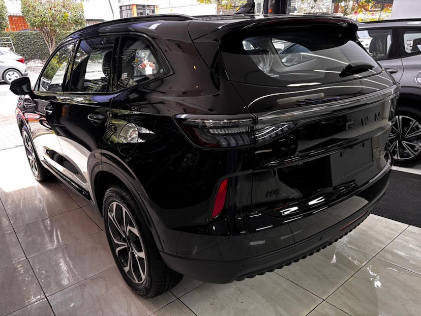 Foto do veículo GWM HAVAL H6 1.5 FLEX PHEV35 AWD E-TRACTION 2027 0 KM 276.300,00