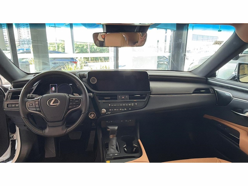 Foto do veículo LEXUS ES 300H 2.5 16V HÍBRIDO LUXURY CVT 2025 0 KM 339.777,00