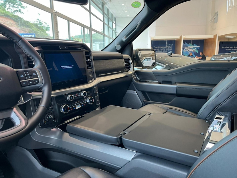 Foto do veículo FORD F-150 5.0 V8 GASOLINA CD LARIAT FX4 AUTOMÁTICO 2025 0 KM 530.800,00