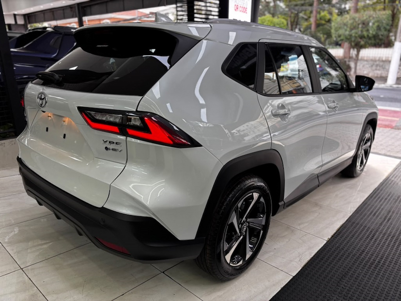 Foto do veículo TOYOTA YARIS CROSS 1.5 VVT-I HYBRID FLEX XRE CVT 2026 0 KM 173.900,00