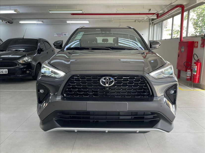 Foto do veículo TOYOTA YARIS CROSS 1.5 VVT-I HYBRID FLEX XRX CVT 2026 0 KM 177.890,00