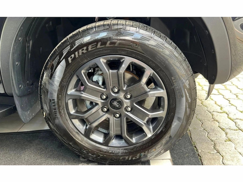 Foto do veículo FORD RANGER 2.0 TURBO DIESEL CD BLACK 4X2 AUTOMÁTICO 2027 0 KM 219.490,00