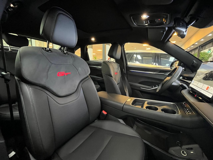 Foto do veículo GWM HAVAL H6 GT 1.5 FLEX PHEV AWD E-TRACTION 2027 0 KM 299.800,00
