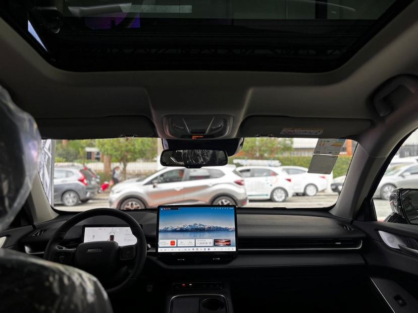 Foto do veículo GWM HAVAL H6 1.5 PHEV19 E-TRACTION 2026 0 KM 319.990,00