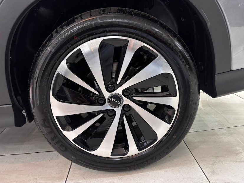 Foto do veículo BYD SONG PLUS 1.5 DM-I TURBO HÍBRIDO AUTOMÁTICO 2027 0 KM 319.990,00