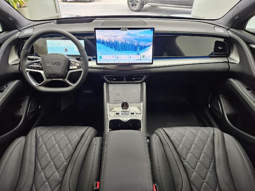 Foto do veículo BYD SEALION 7 82,5 KW ELÉTRICO AWD 2027 0 KM 319.900,00