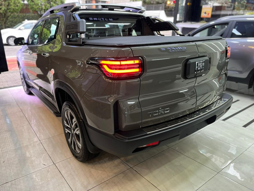 Foto do veículo FIAT TORO 2.2 TURBO DIESEL RANCH 4WD AT9 2027 0 KM 194.580,00