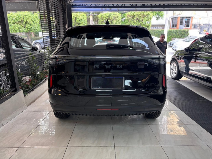 Foto do veículo GWM HAVAL H6 1.5 FLEX HEV2 E-TRACTION 2027 0 KM 212.500,00