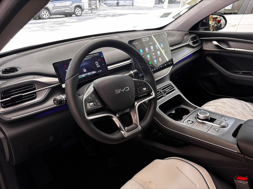 Foto do veículo BYD KING 1.5 DM-I PHEV GS AUTOMÁTICO 2027 0 KM 166.680,00