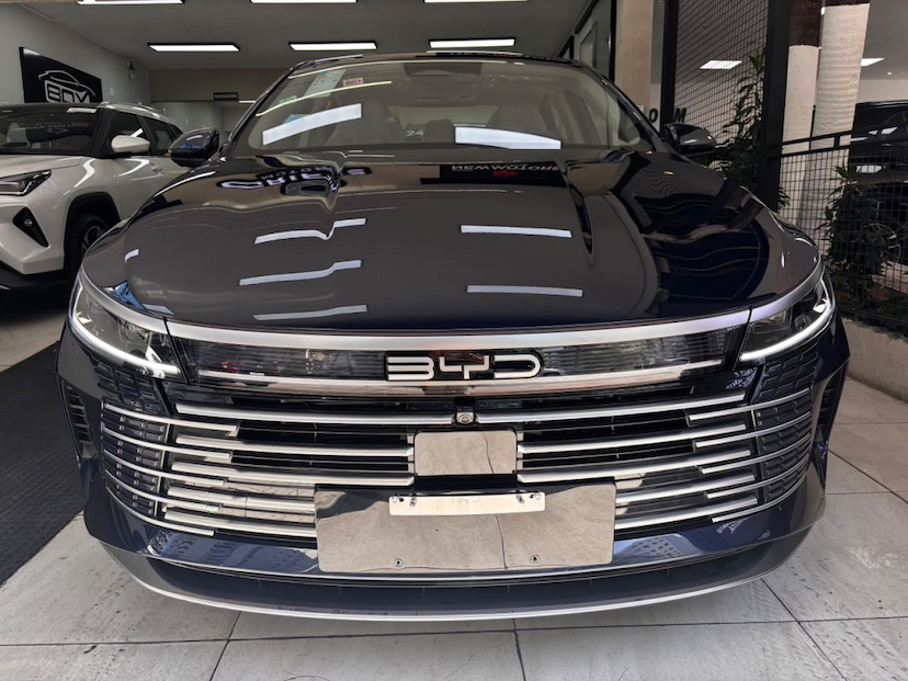 Foto do veículo BYD KING 1.5 DM-I PHEV GS AUTOMÁTICO 2027 0 KM 166.680,00