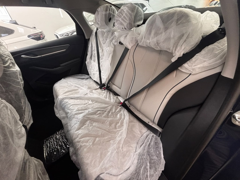 Foto do veículo BYD KING 1.5 DM-I PHEV GS AUTOMÁTICO 2027 0 KM 166.680,00