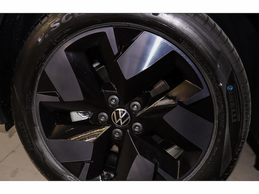 Foto do veículo VOLKSWAGEN T-CROSS 1.4 250 TSI TOTAL FLEX EXTREME AUTOMÁTICO 2026 0 KM 179.777,00