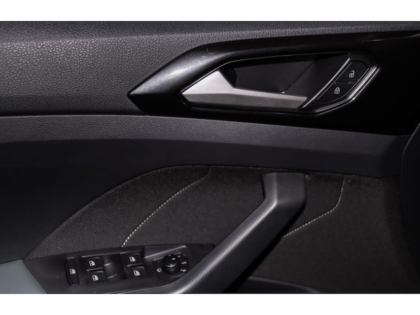 Foto do veículo VOLKSWAGEN T-CROSS 1.4 250 TSI TOTAL FLEX EXTREME AUTOMÁTICO 2026 0 KM 179.777,00