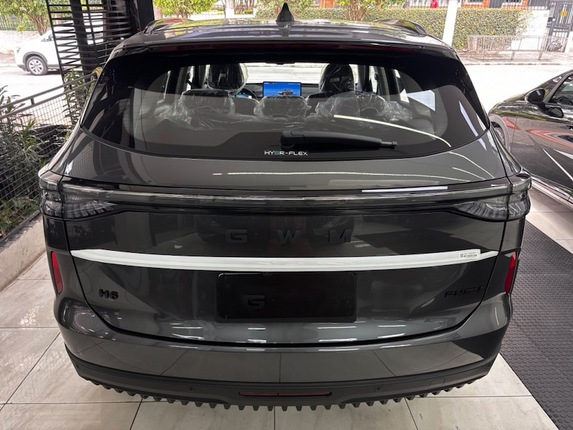 Foto do veículo GWM HAVAL H6 1.5 FLEX PHEV35 AWD E-TRACTION 2027 0 KM 276.300,00