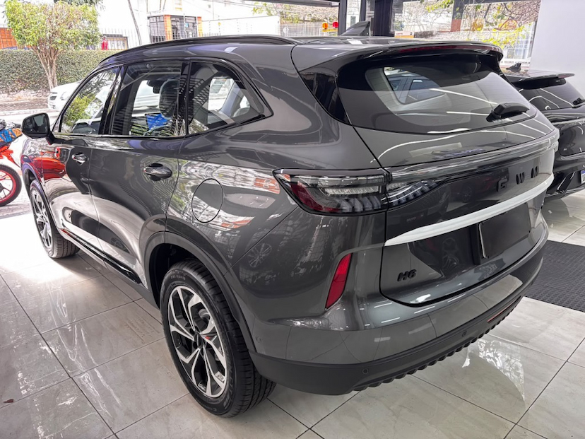 Foto do veículo GWM HAVAL H6 1.5 FLEX PHEV35 AWD E-TRACTION 2027 0 KM 276.300,00