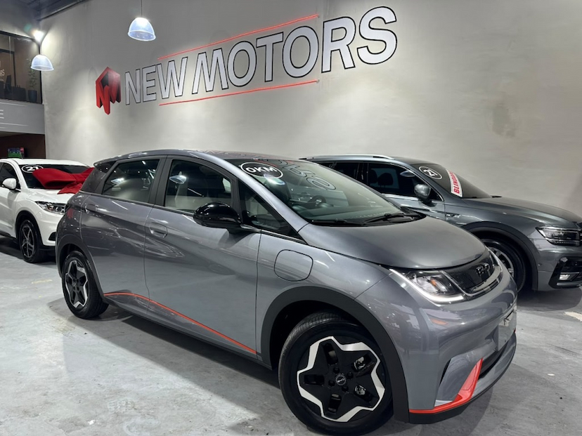 Foto do veículo BYD DOLPHIN 44,9 KW ELÉTRICO GS 2027 0 KM 147.890,00