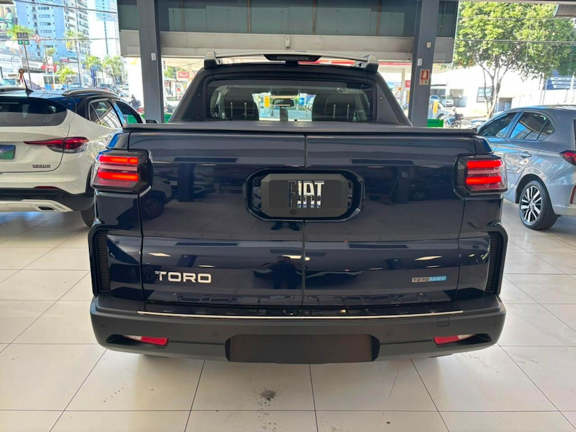 Foto do veículo FIAT TORO 1.3 TURBO 270 HYBRID VOLCANO AT6 2027 0 KM 172.900,00