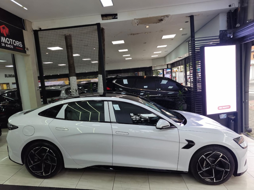 Foto do veículo BYD SEAL 82,5 KW ELÉTRICO AWD 2027 0 KM 273.880,00