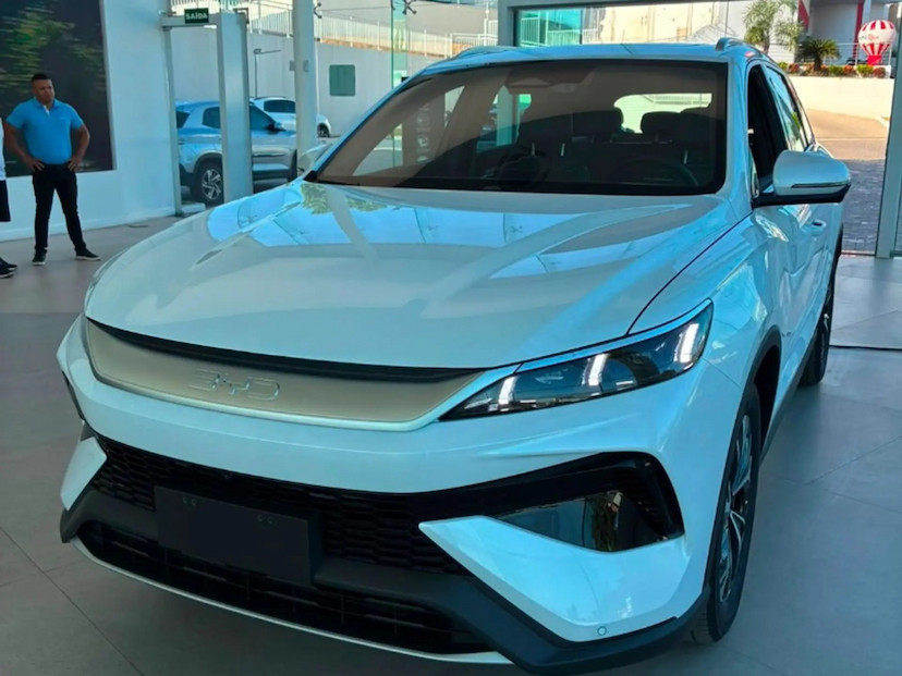 Foto do veículo BYD SONG PRO 1.5 DM-I FLEX PHEV GS AUTOMÁTICO 2027 0 KM 199.880,00